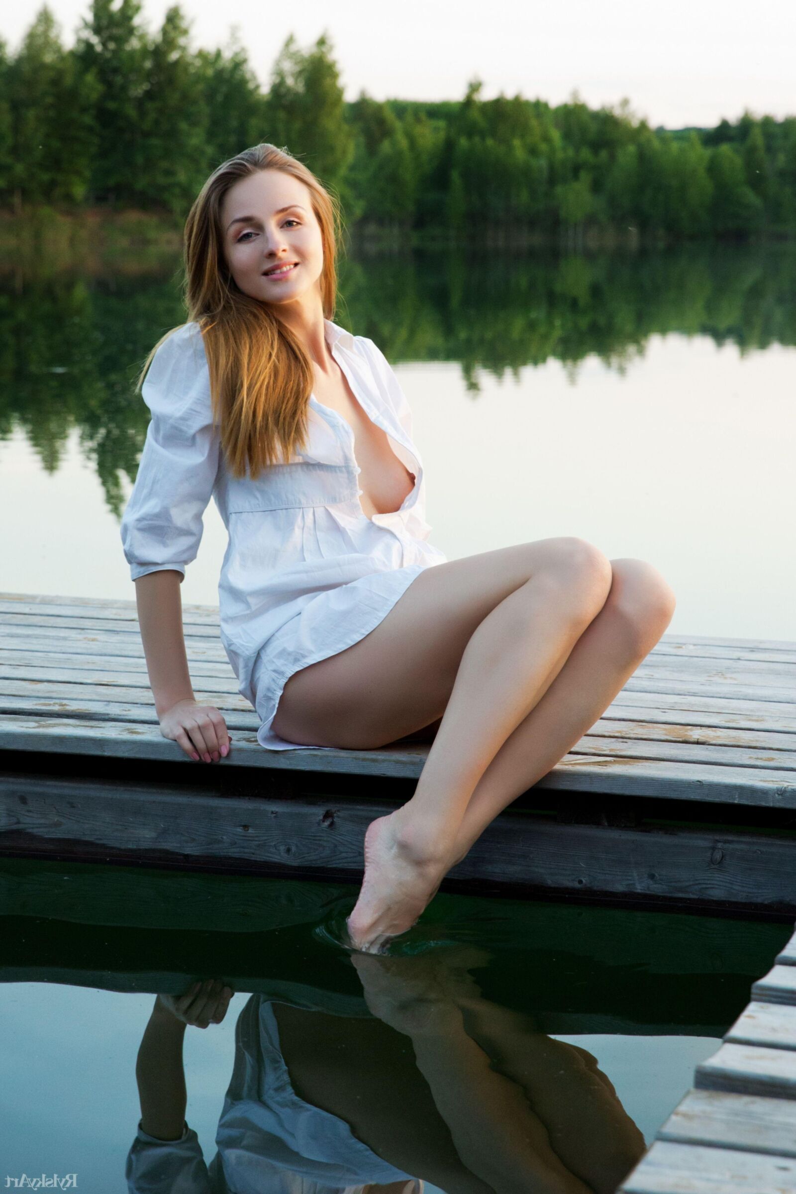 Vittoria Amada Lakelike