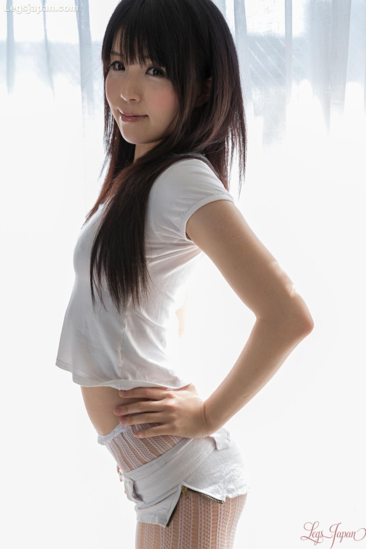 Modelo nude japonês Sena Sakura