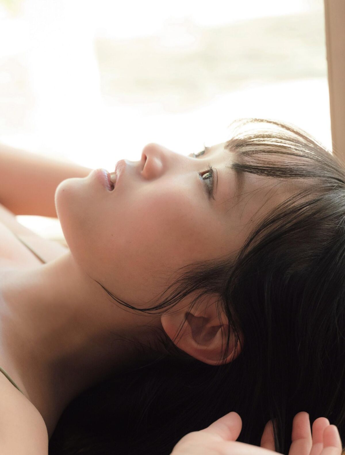 Riho Okumura várias revistas