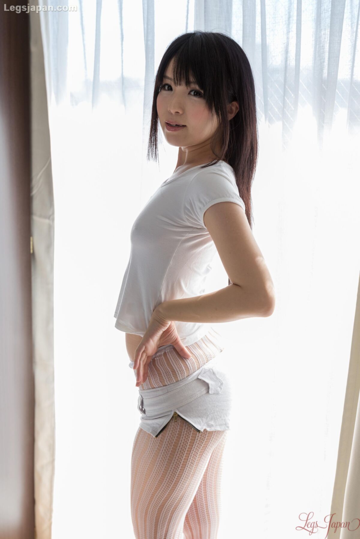 Modelo nude japonês Sena Sakura