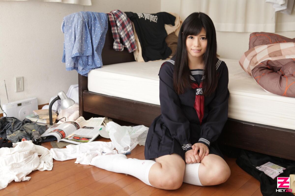 Modelo nude japonês Miyu Shiina