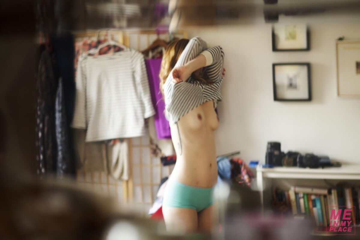 Models starting out vol relaxed at home