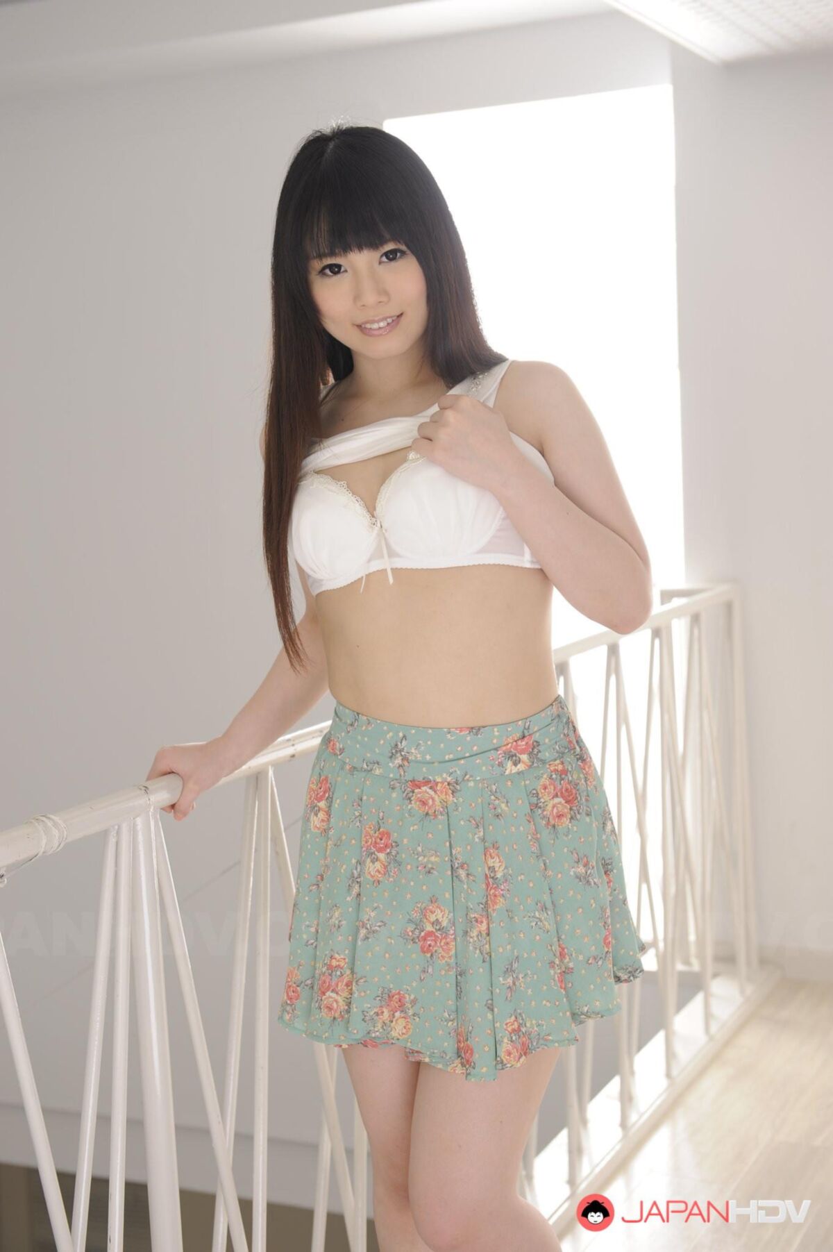 Modelo nude japonês Miyu Shiina