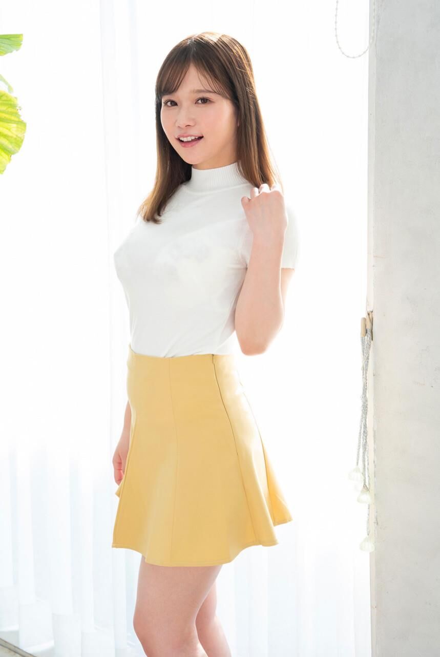 Rena Momozono Etoile