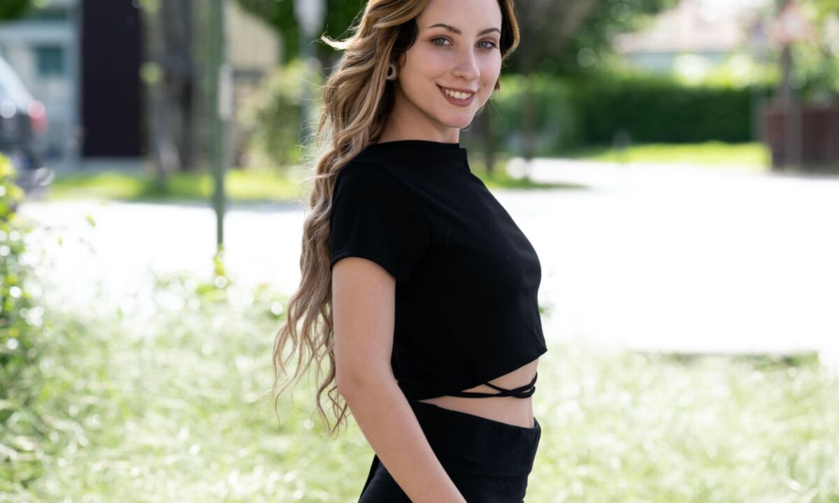 Aleida abraçando o dia