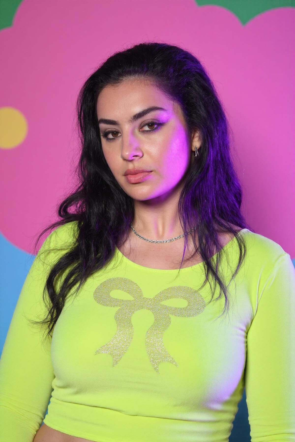 Charli XCX super quente