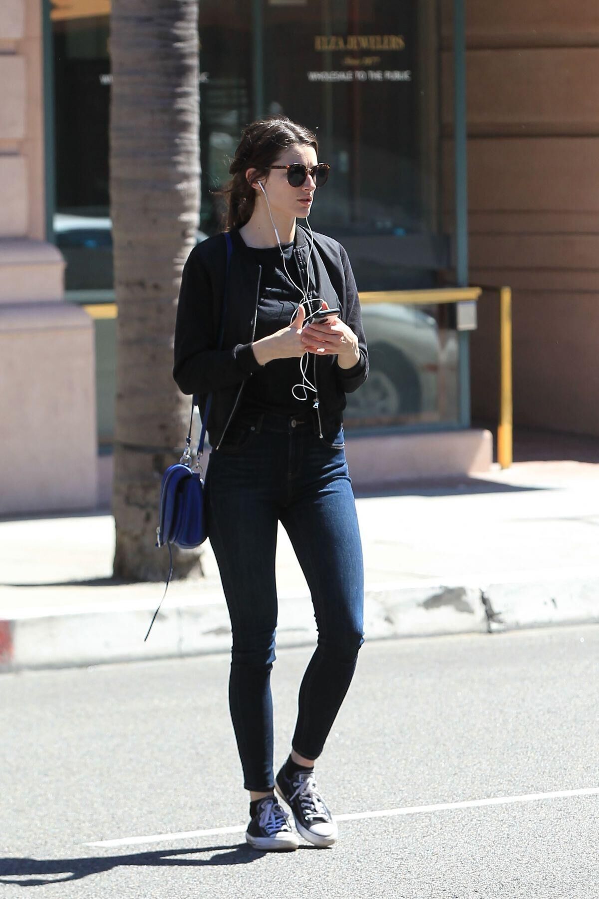 Crystal Reed é quente