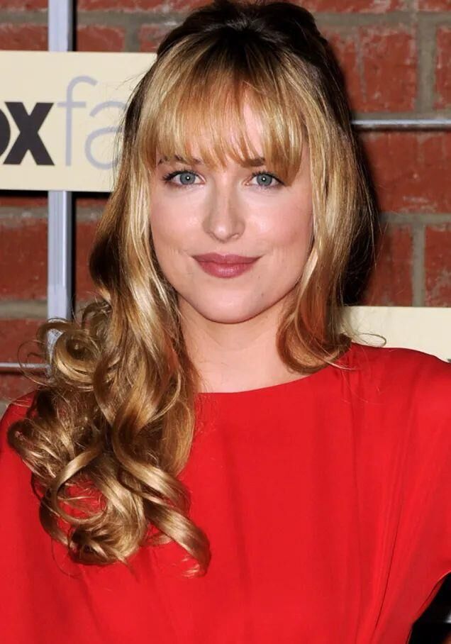 Hair da garota perfeita da Dakota Johnson