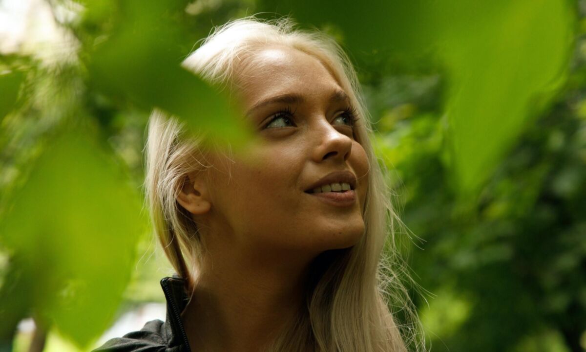 Katya Morning Stroll in the Park (NN)