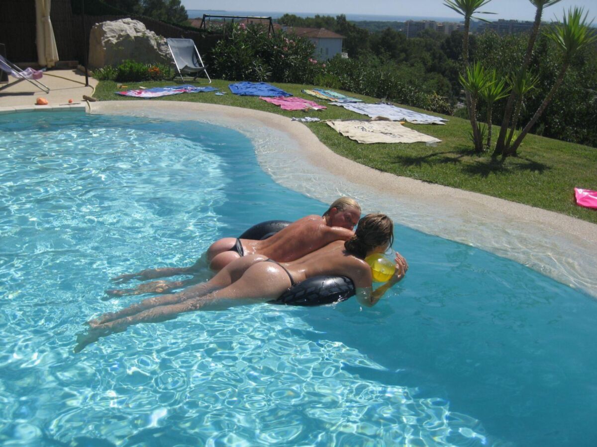 Dutch college girls on holiday
