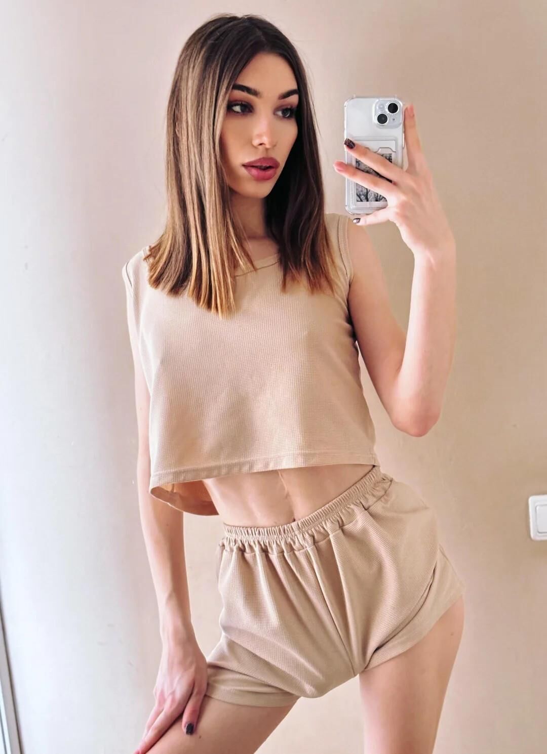 Hot shorts braless and pokies