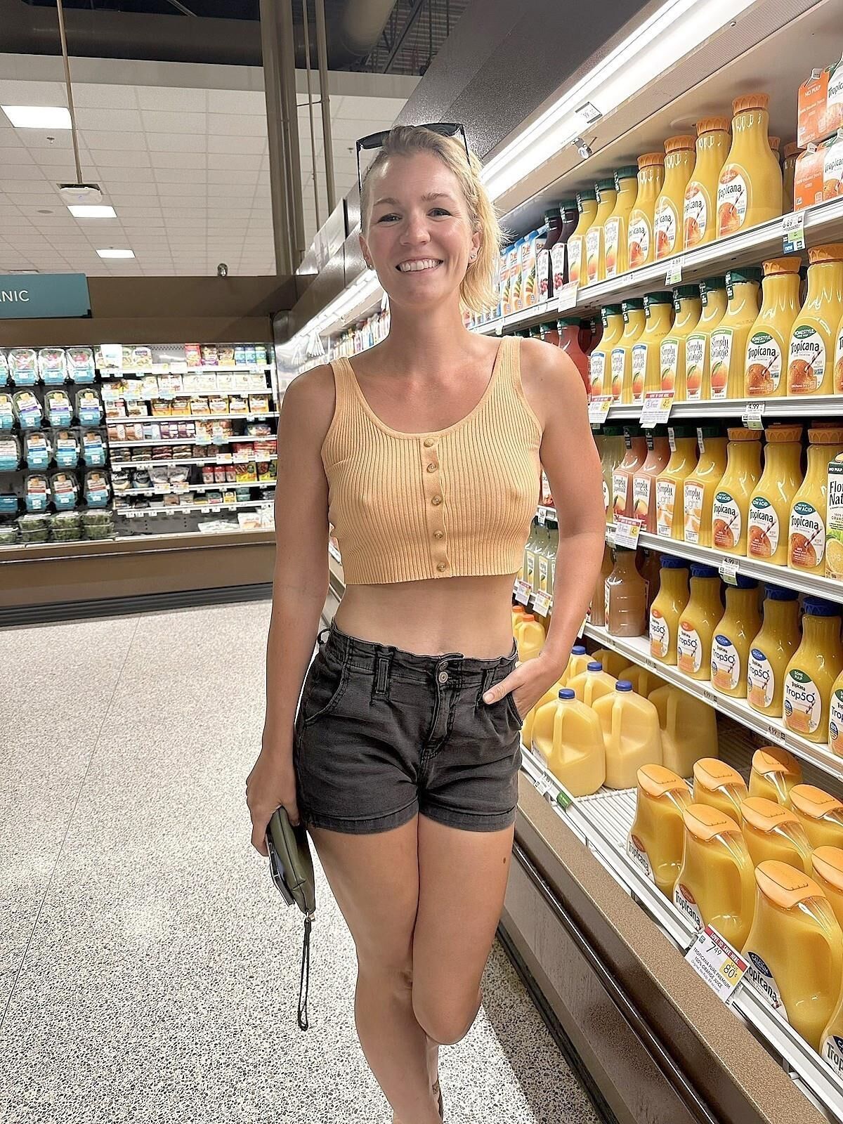 Hot shorts braless and pokies