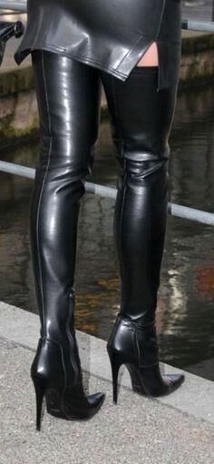 Who will lick my boots? XOXO 