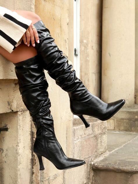 Who will lick my boots? XOXO 