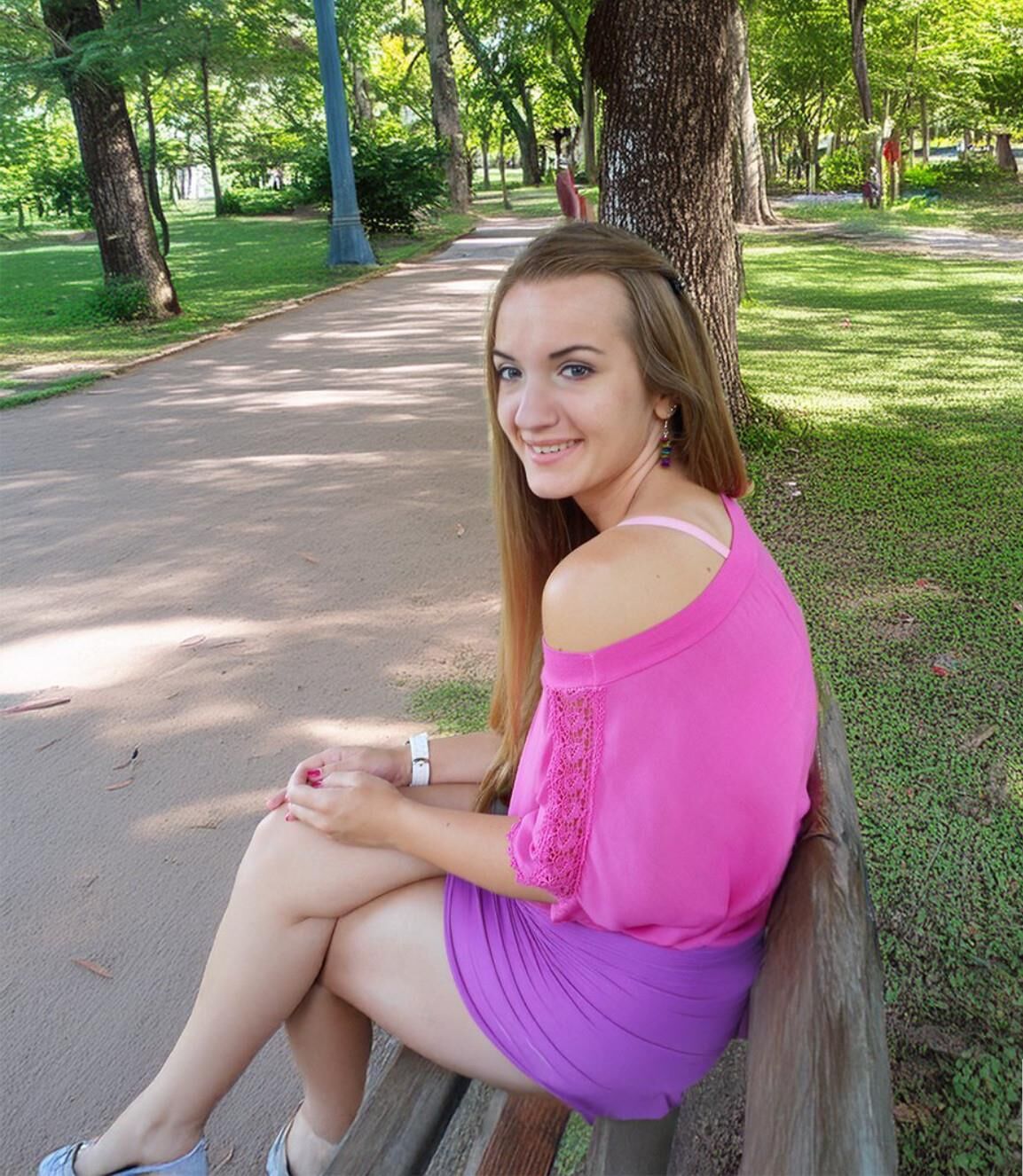 Кажется, у нее невидимое прикосновение