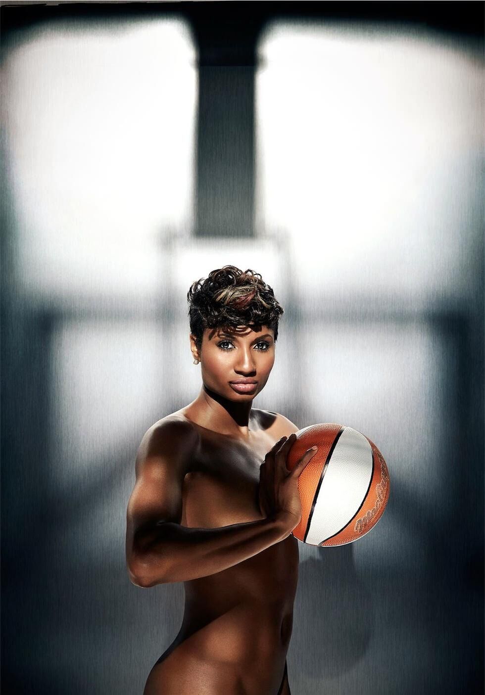 Shooting basketball players