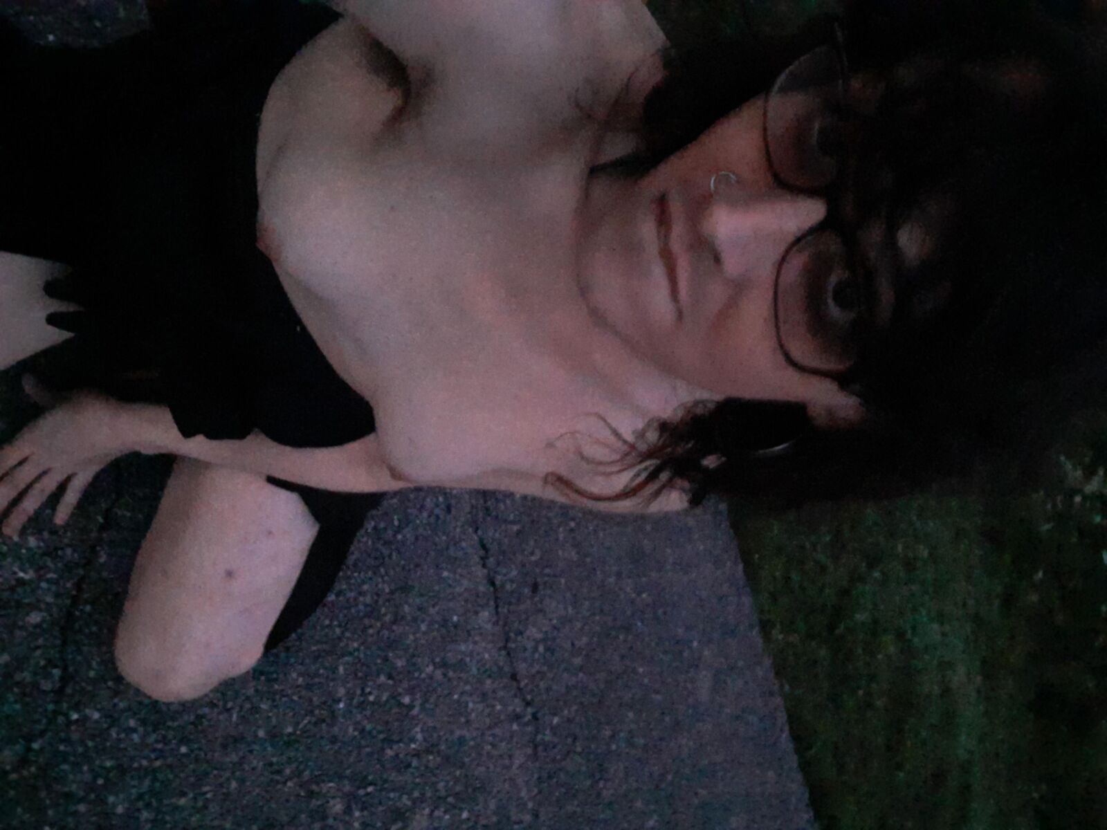 Hi my name is chloe please tribute 