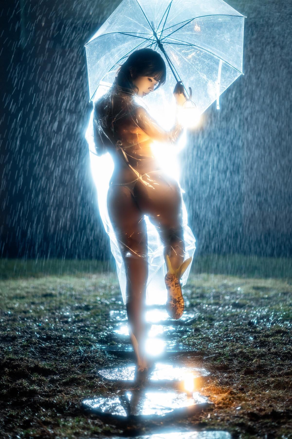Yuuhui Dance Solo on a Rainy Night