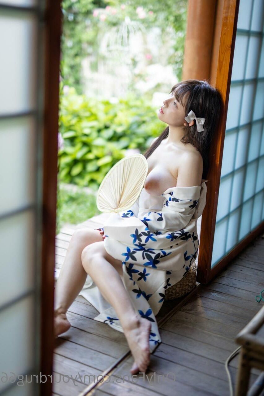 Six Flavors Emperor Sauce Summer Kimono
