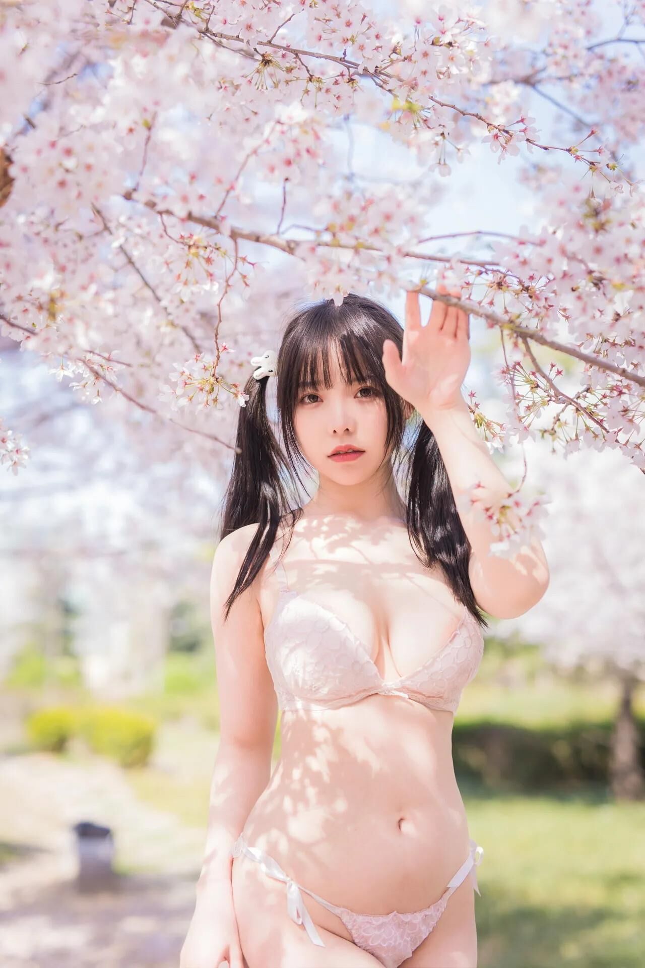 Six Flavors Emperor Sauce Sakura Girlfriend