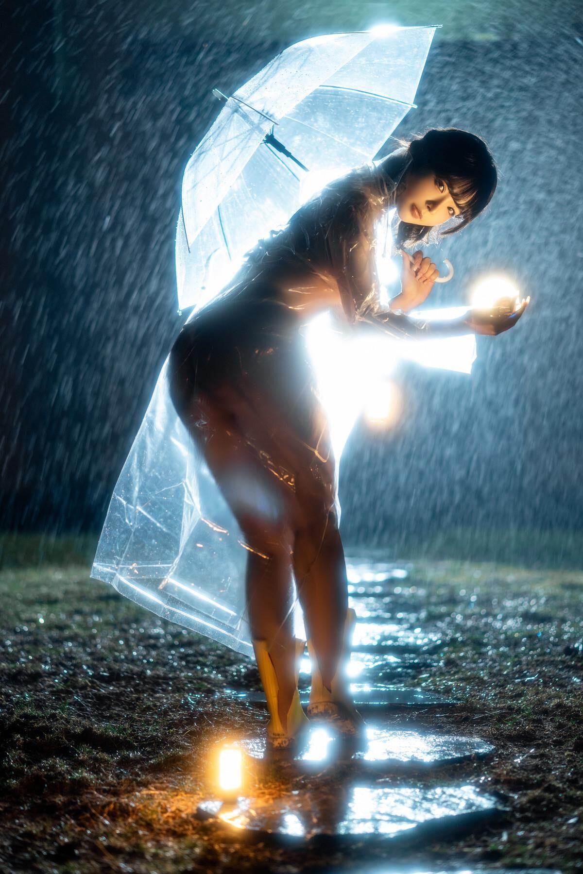 Yuuhui Dance Solo on a Rainy Night