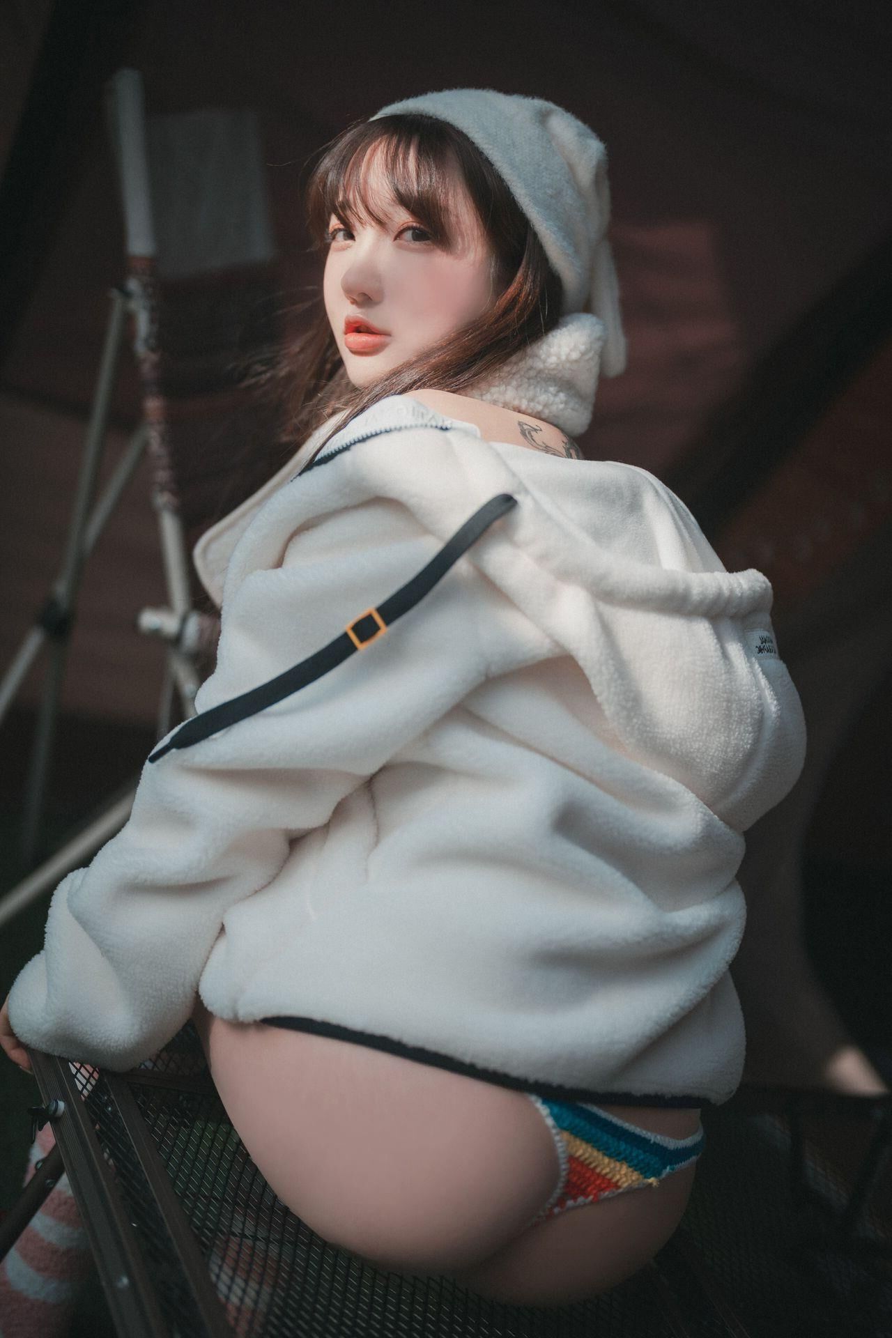 Son Yeeun DJAWA Romantic Winter Glamping