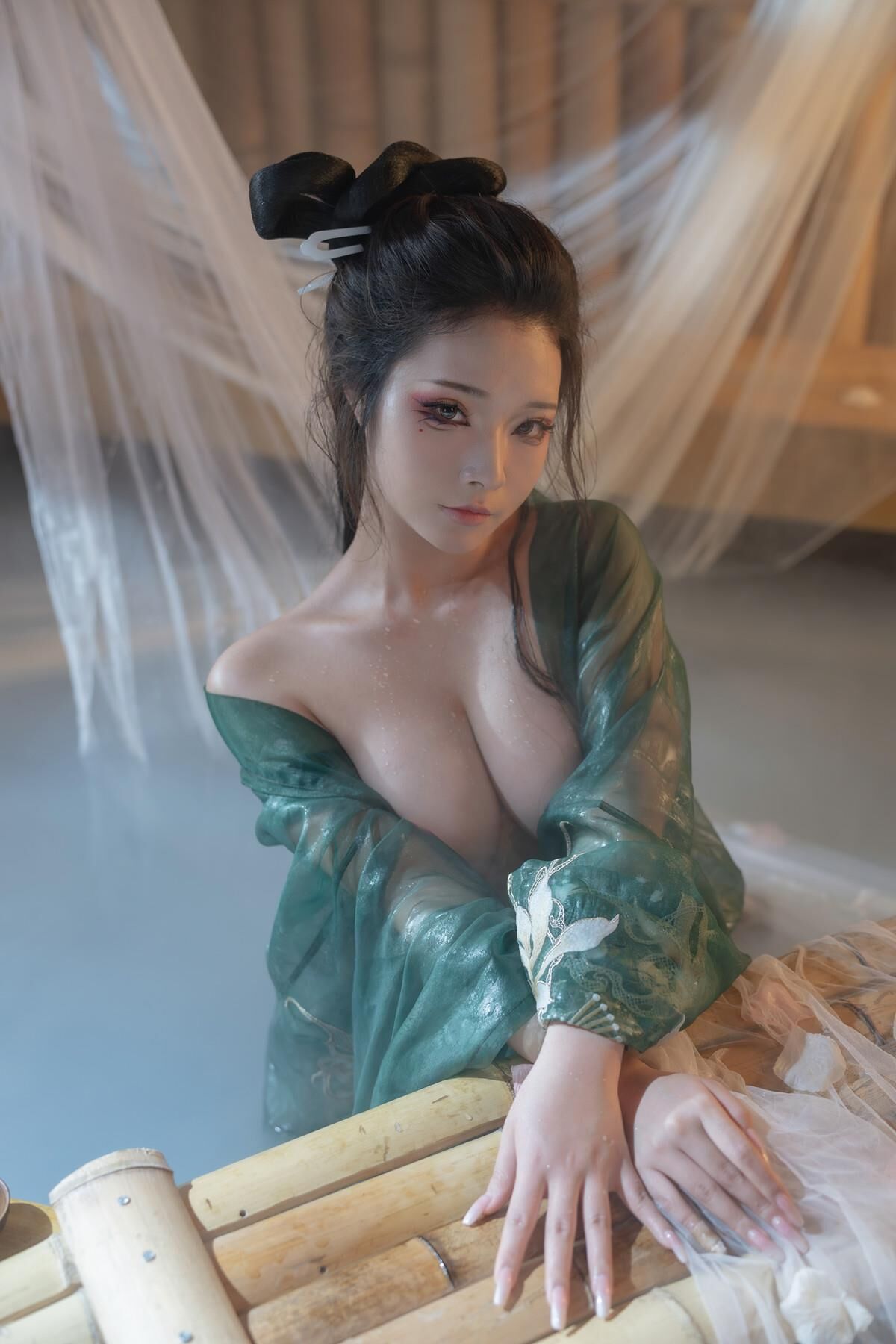 Yuuhui Fairy in the Misty Forest