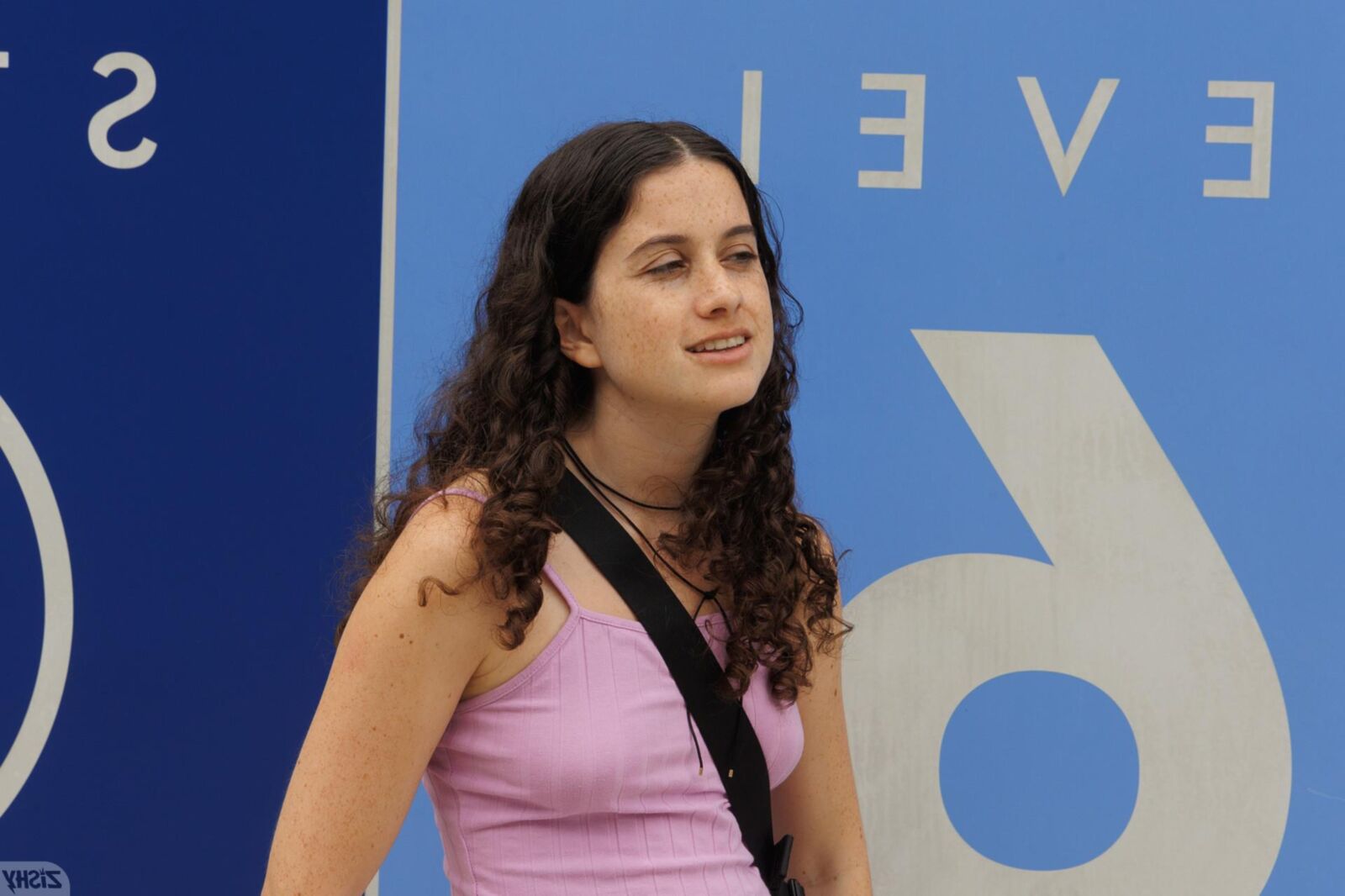 Gabriella Noren Bullish em Spex