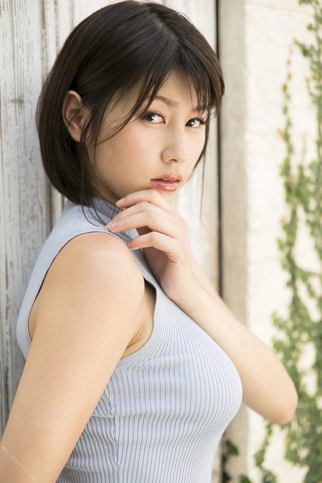 Suzume Mino Milky Woman