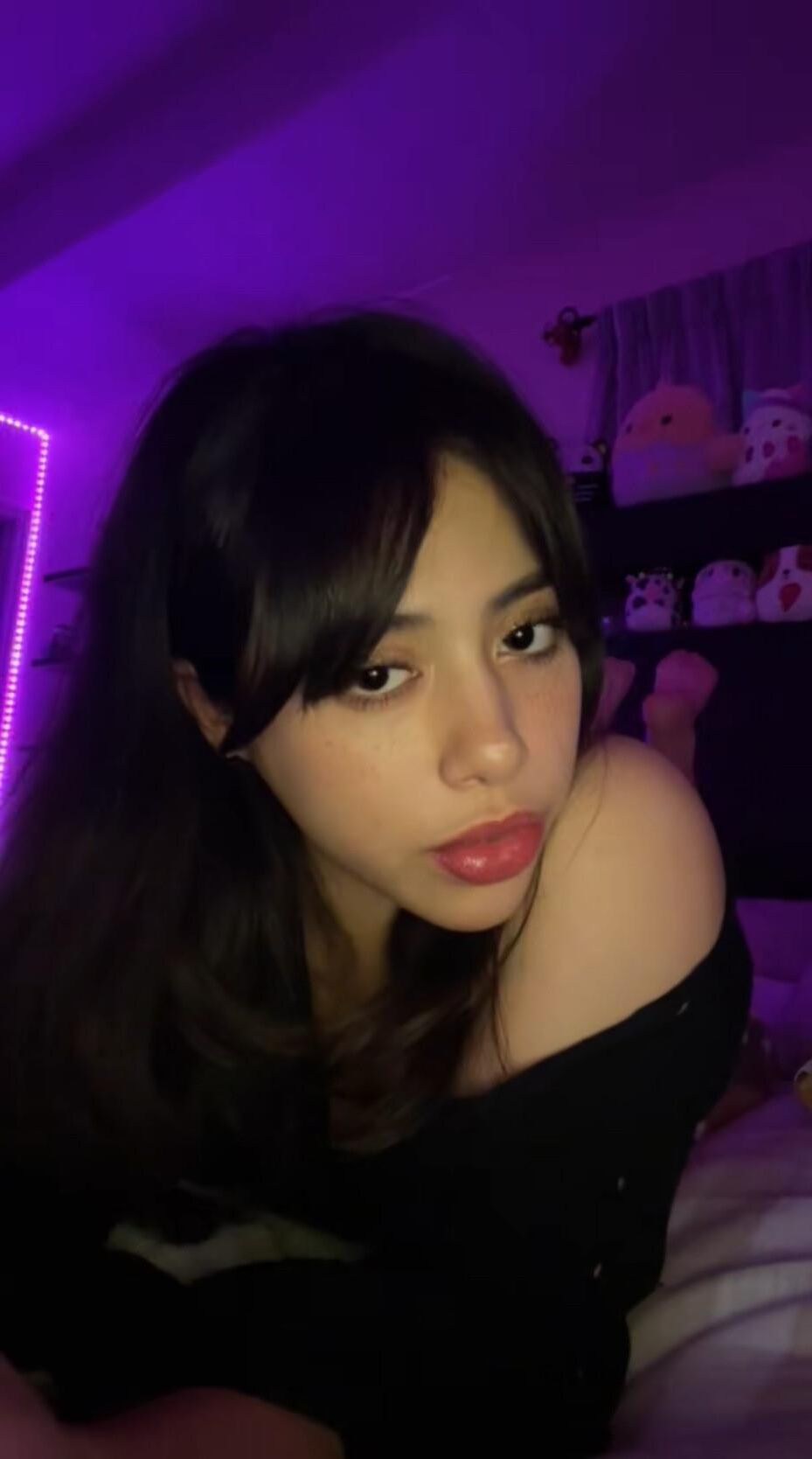 Carolina Latina Nurse W Solas bonitas