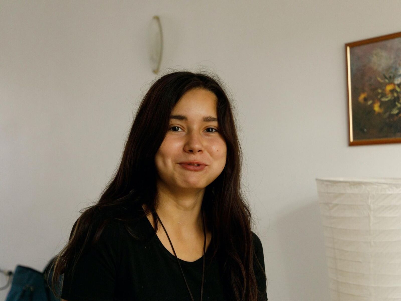 Miki Equisite in her pleated skirt (NN)