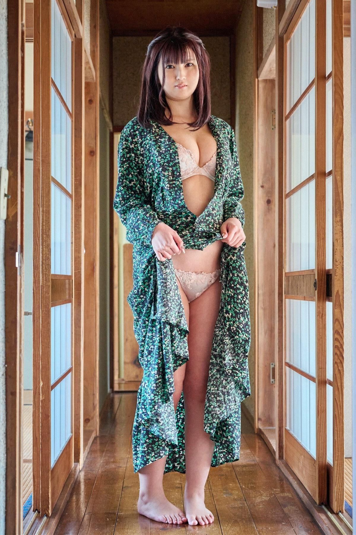 Miyabi Hirose Miyabi Gravure