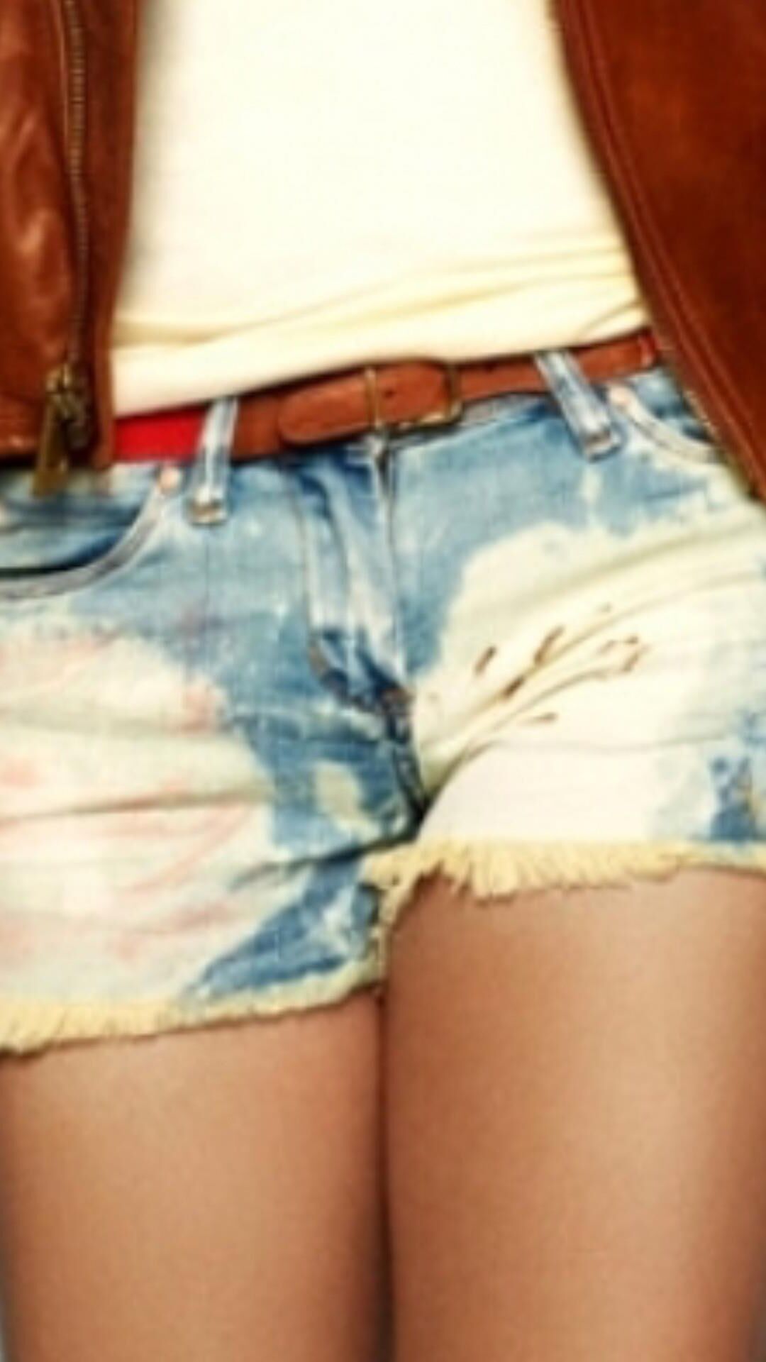 SHORT JEANS
