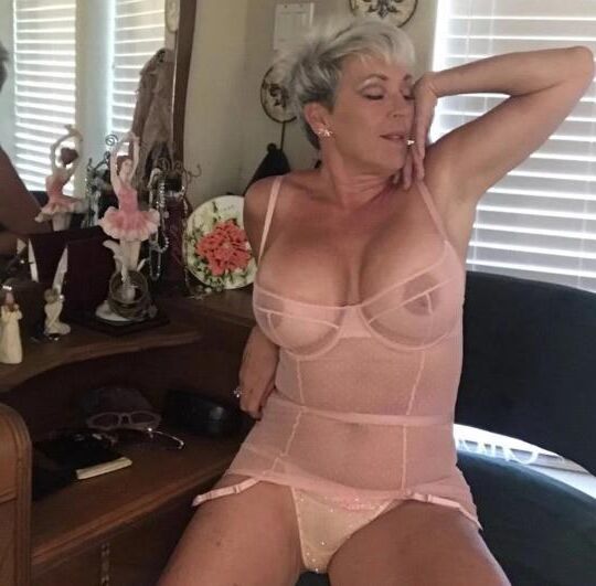 Grannies de lingerie