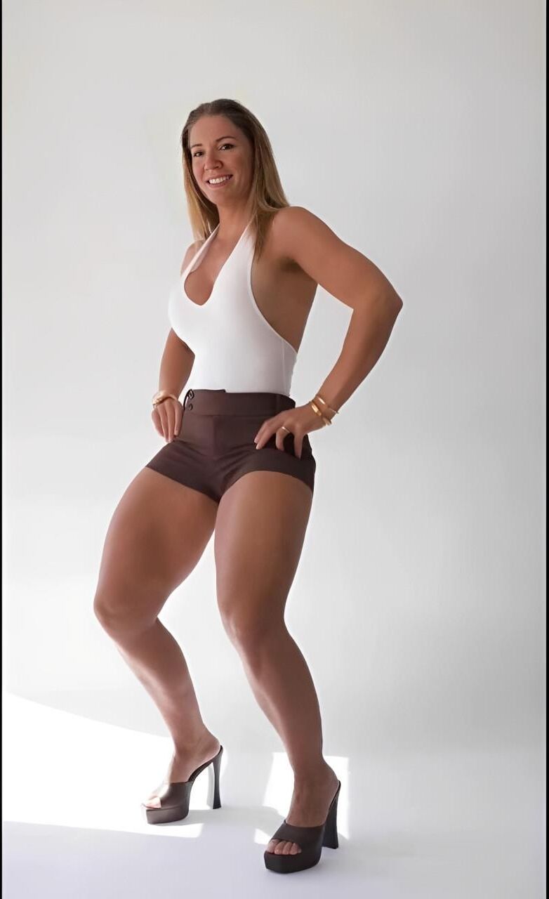 Milf thighs I cum to