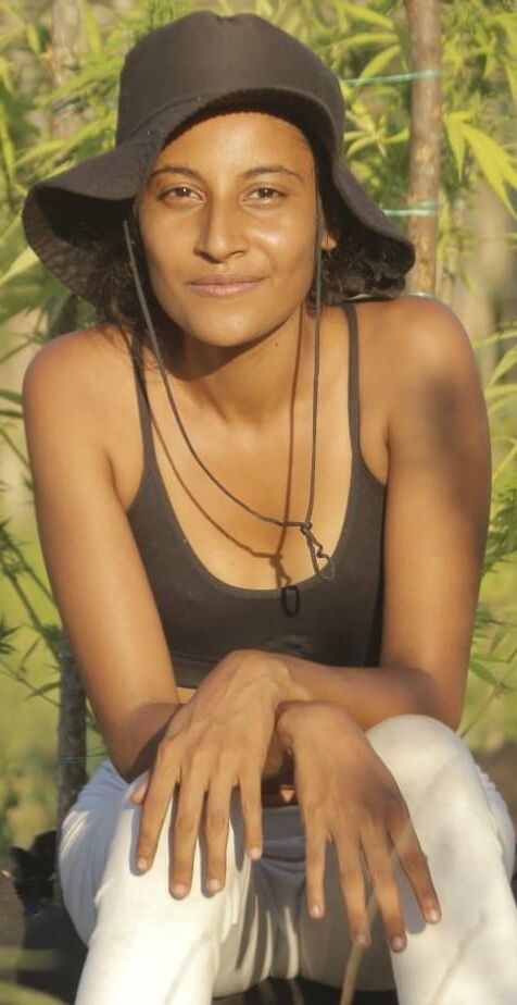Skinny Latina Rossana B. MIX NN