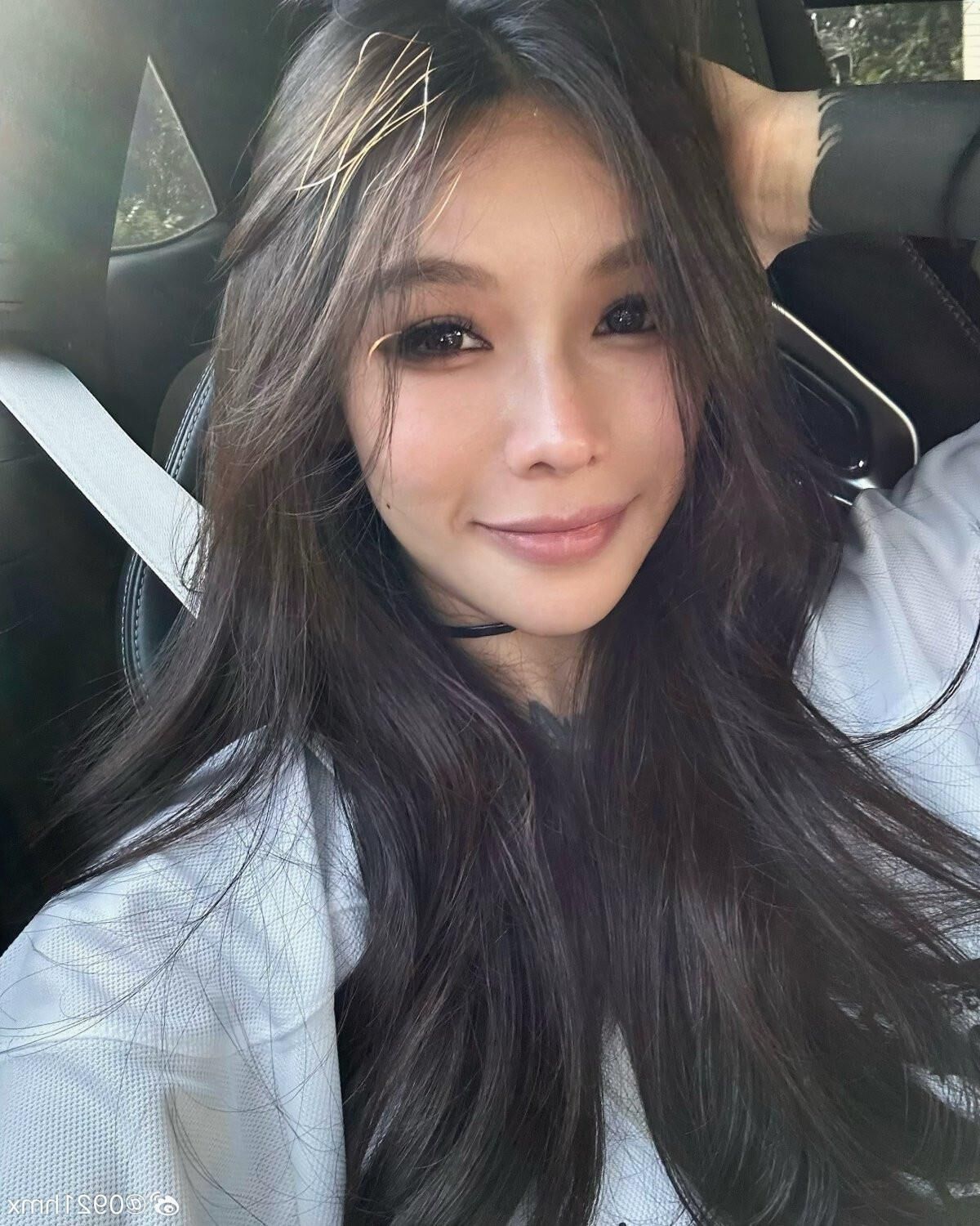 中国のアジアのゴス・バディの女