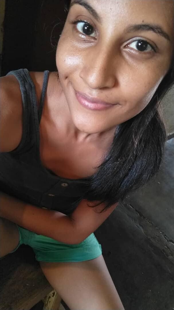Skinny Latina Rossana B. MIX NN
