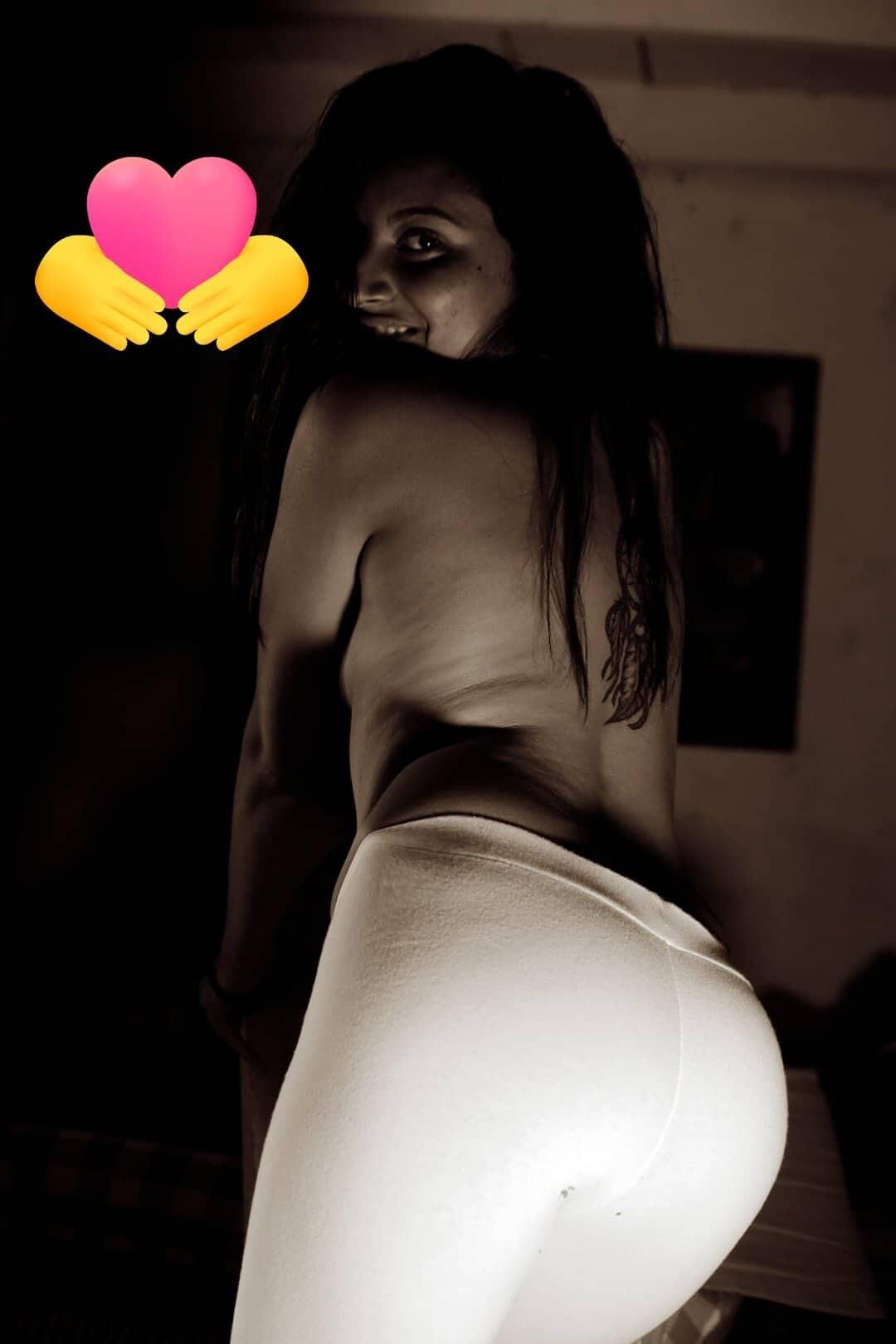 Skinny Latina Rossana B. MIX NN