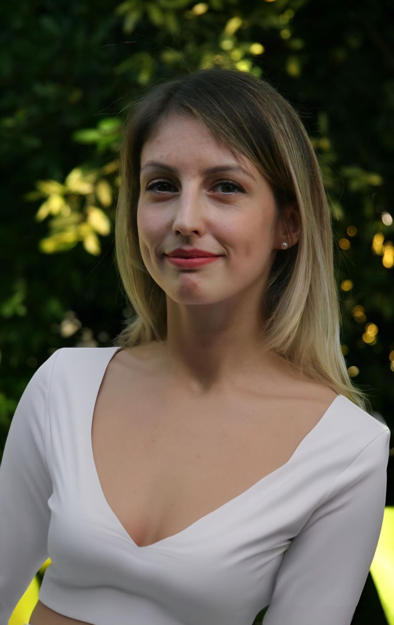 Eva Maigrichonne bcbg mais bien salope（フランスの熟女）