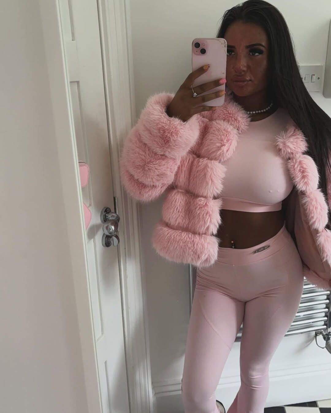 Hot Pieces (Sluts, Whores, Chavs etc) 