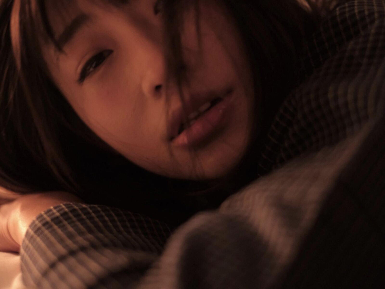 ササ・ハンダの女性