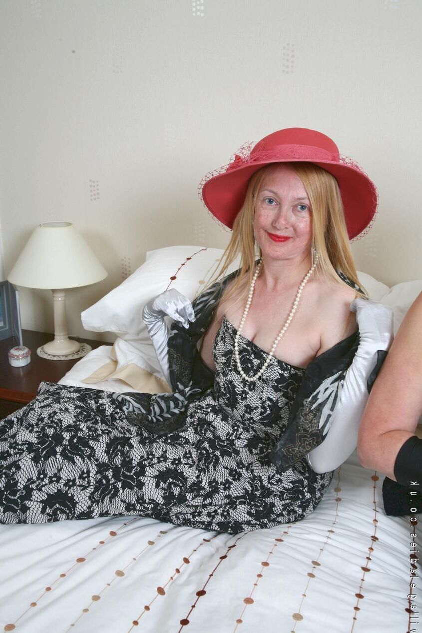 Marie and Dilys 