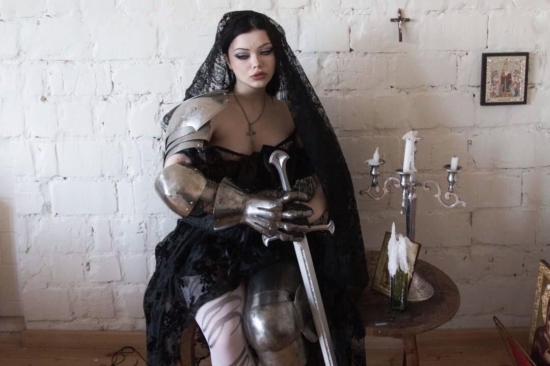 Angela | Goth from Ukraine | Royal Guard 
