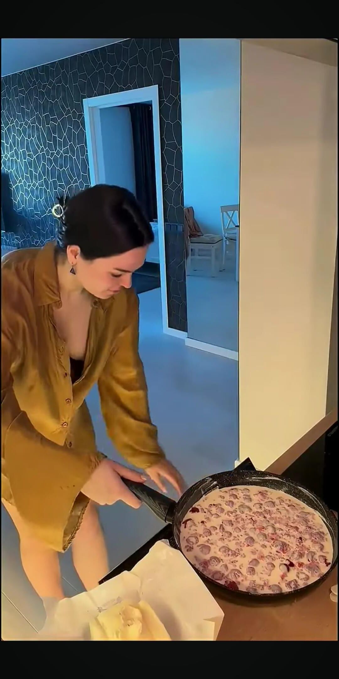 Kitchen downblouse