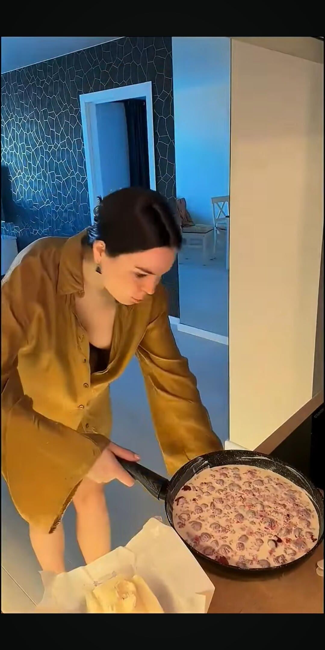 Kitchen downblouse