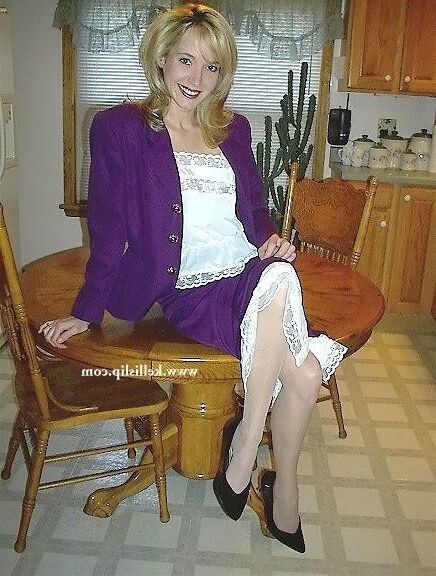 SG desconocido Set Purple Suit, White Cami