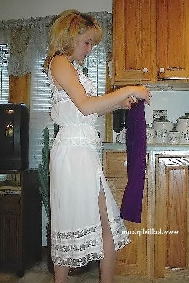 SG desconocido Set Purple Suit, White Cami