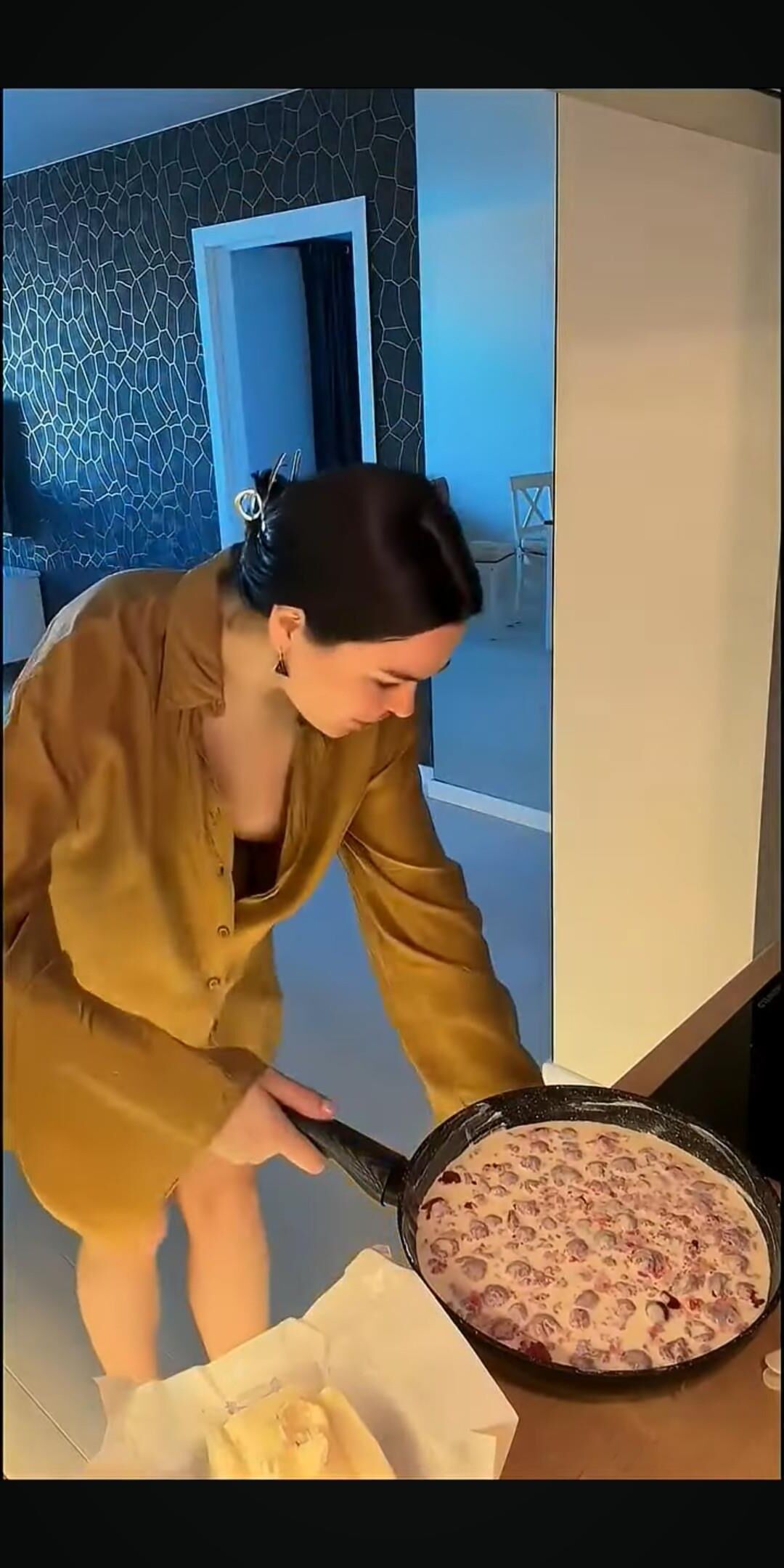 Kitchen downblouse