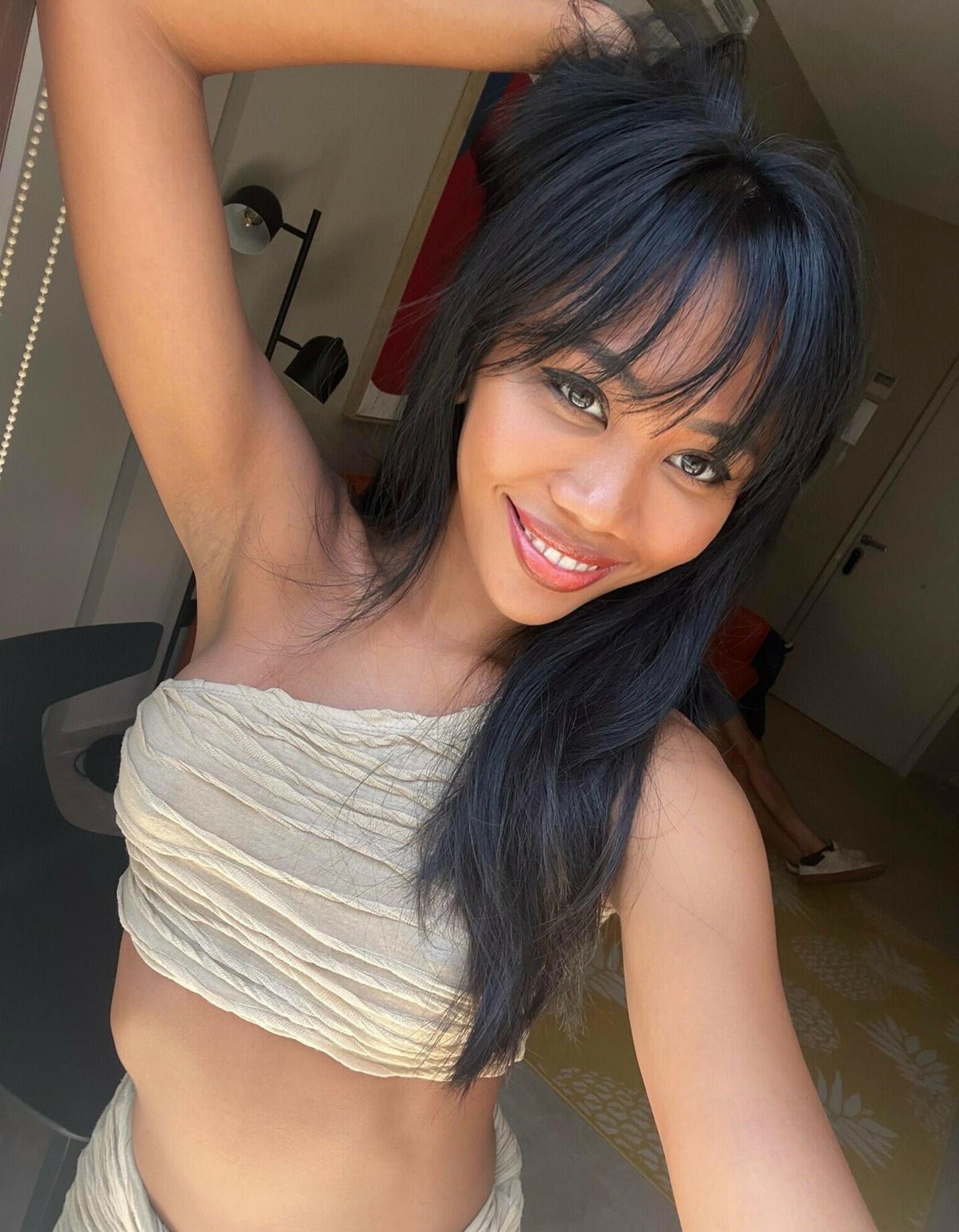 Mala chica asiática